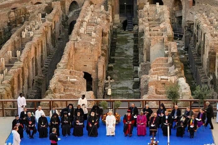 Pope Leo XIV attends an inter-religious meeting to pray for peace inside the Colosseum in Rome, 28 october 2025. ANSA/ AP Photo/Gregorio Borgia