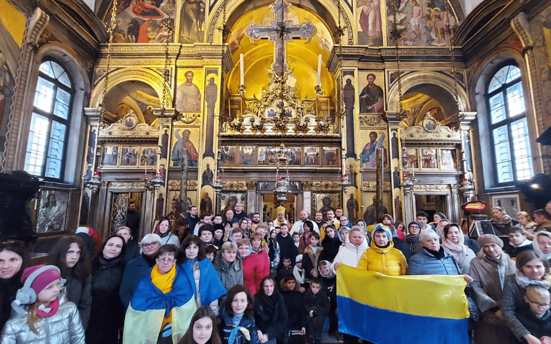 Αρχιερατική Θεία Λειτουργία από τον Σεβασμιώτατο Μητροπολίτη Ιταλίας κ. Πολύκαρπο με την συμπλήρωση ενός έτους από την βάναυση ρωσική εισβολή και άδικο πόλεμο της Ρωσικής Ομοσπονδίας στην μαρτυρική και αγία γη της Ουκρανίας.