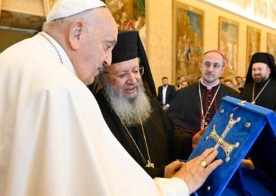 Il Papa incontra la Apostolikì Diakonia della Chiesa di Grecia
