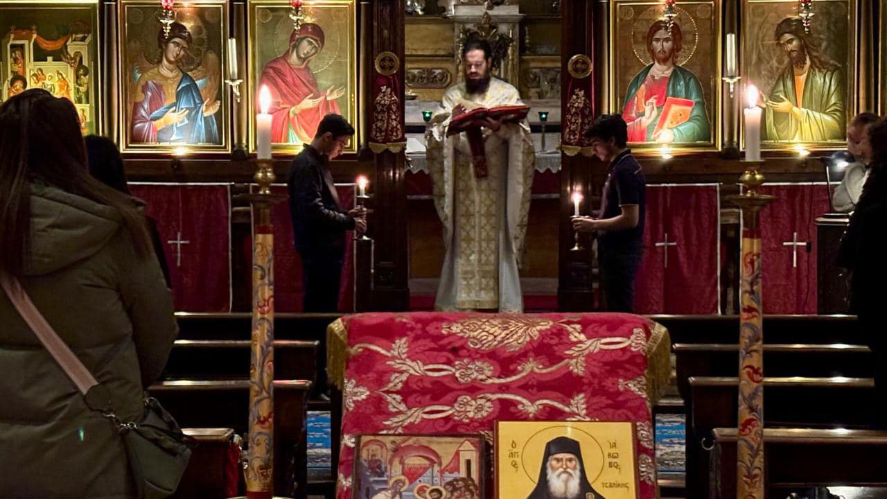 Divina Liturgia serale a Milano in occasione della festa Marianna dell’Ingresso della Theotokos nel Tempio